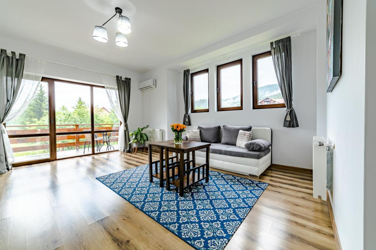 Yael Luxury 2