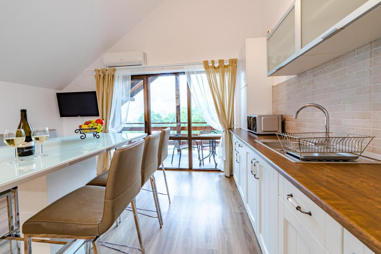 Yael Luxury 2 * בוסטאני