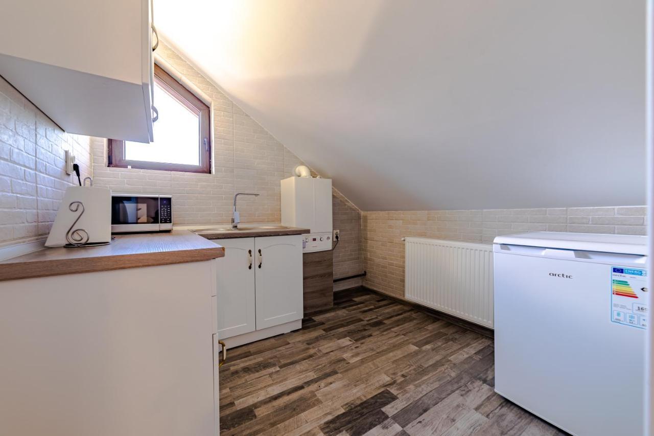 Yael Luxury 2 בוסטאני