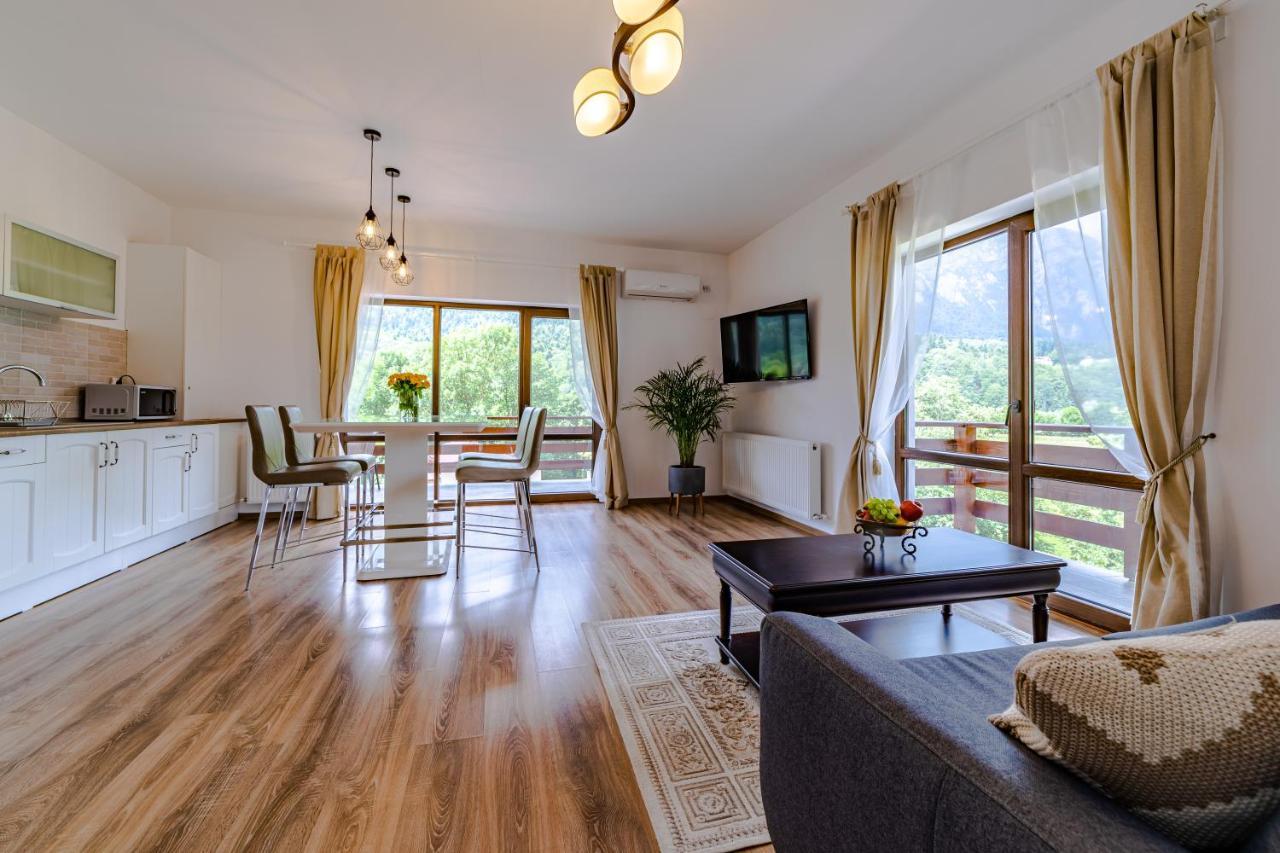 Yael Luxury 2 *